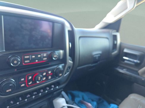 Used 2016 GMC Sierra 2500 Denali w/ Duramax Plus Package image 18