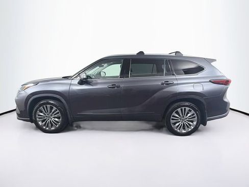 Used 2021 Toyota Highlander Platinum AWD/4WD image 5