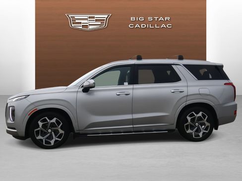 Used 2022 Hyundai Palisade Calligraphy image 2
