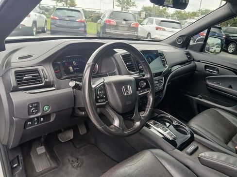 Used 2022 Honda Pilot Black Edition image 6