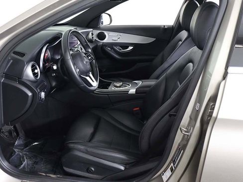 Used 2019 Mercedes-Benz C 300 4MATIC Sedan image 32