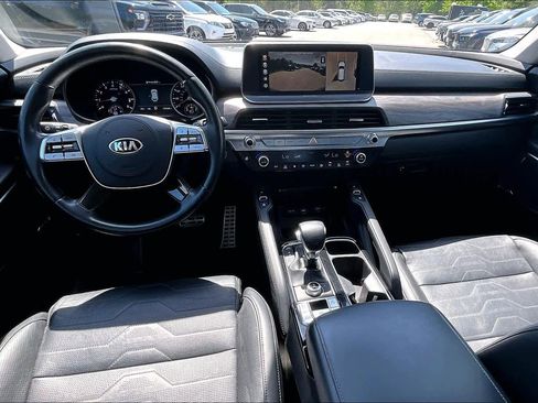 Used 2020 Kia Telluride SX w/ SX Prestige Package image 15