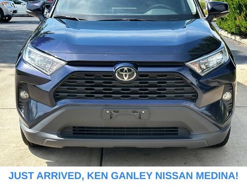 Used 2020 Toyota RAV4 XLE w/ Convenience Package AWD/4WD image 8