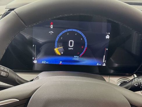New 2026 Chevrolet Trax LT w/ Driver Confidence Package FWD image 13
