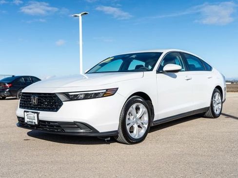 Used 2025 Honda Accord LX image 3