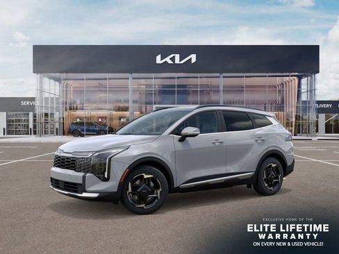 New 2026 Kia Sportage EX FWD image 4