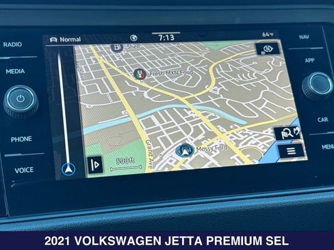 Used 2021 Volkswagen Jetta SEL Premium FWD image 19