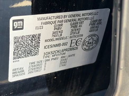 Used 2023 GMC Yukon AT4 w/ AT4 Premium Package AWD/4WD image 38