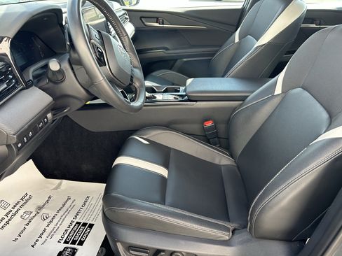 Certified 2025 Toyota Camry SE image 14