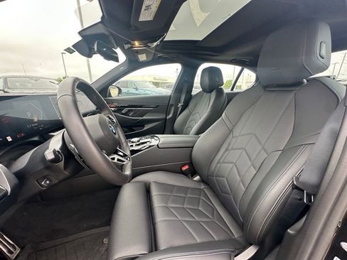 Certified 2026 BMW 530i w/ M Sport Package RWD image 9