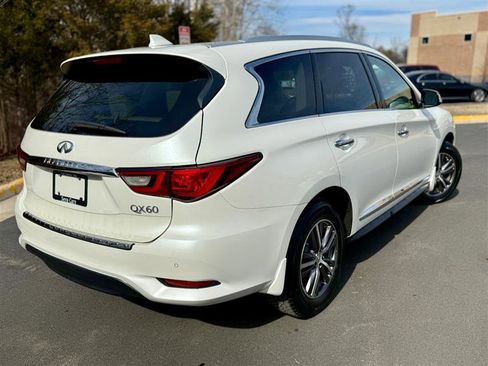 Used 2018 INFINITI QX60 AWD w/ Premium Plus Package image 8