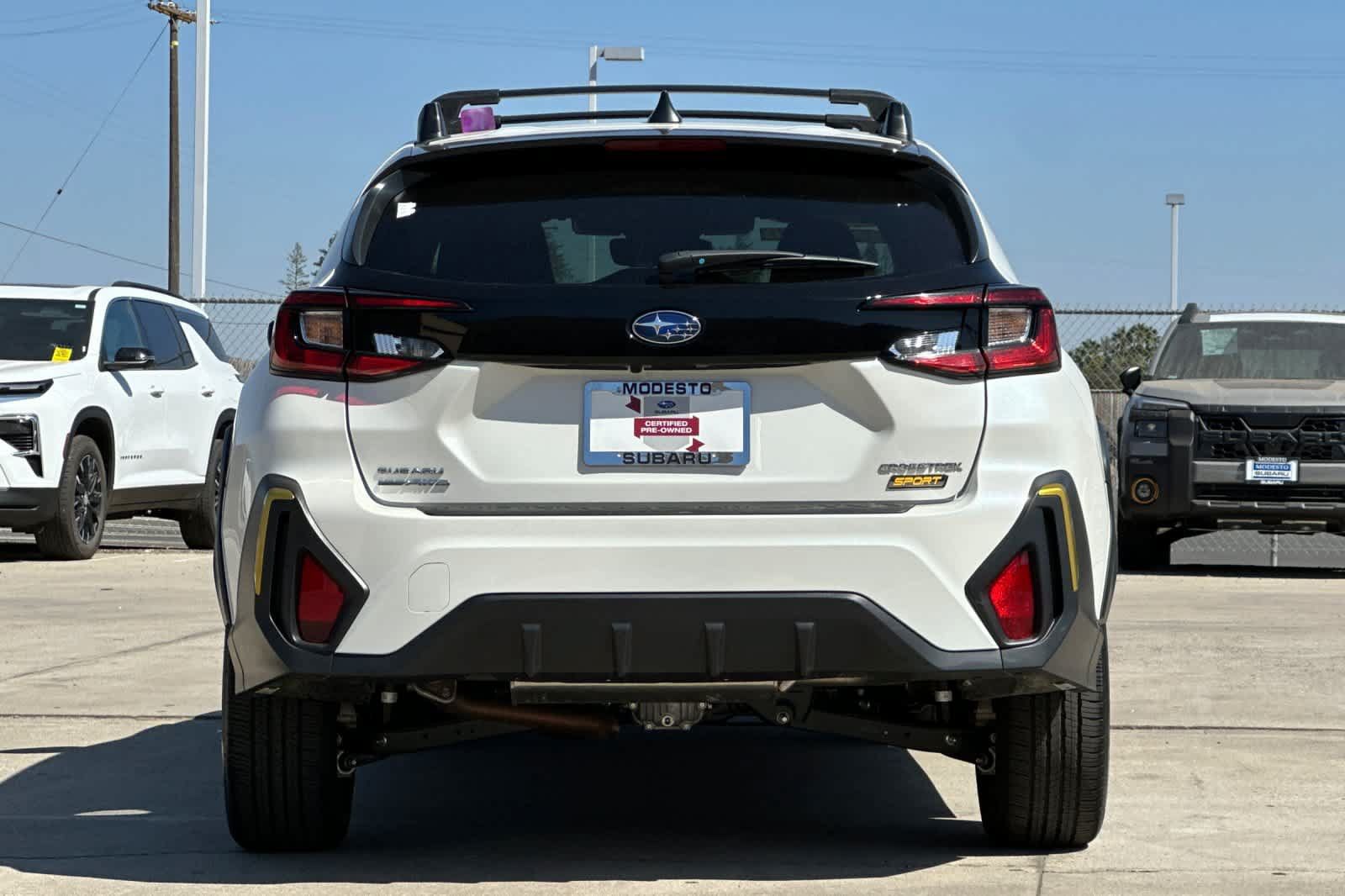Used 2025 Subaru Crosstrek 2.5i Sport w/ Crosstrek Mirror Package AWD/4WD image 4