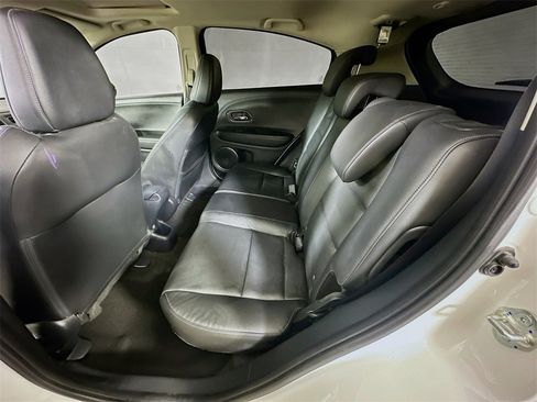 Used 2022 Honda HR-V EX-L image 13