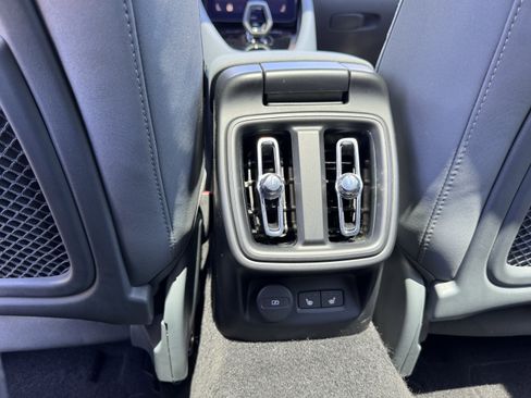 Used 2023 Polestar Polestar 2 image 35