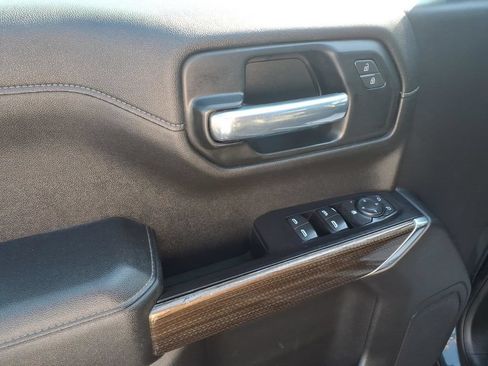 Used 2021 Chevrolet Silverado 1500 RST AWD/4WD image 11