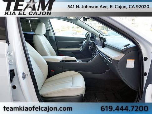 Used 2024 Hyundai Sonata Limited FWD image 11