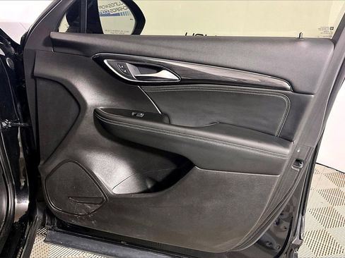 Used 2023 Buick Envision Preferred image 19