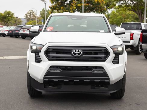 New 2026 Toyota Tacoma SR5 RWD image 2