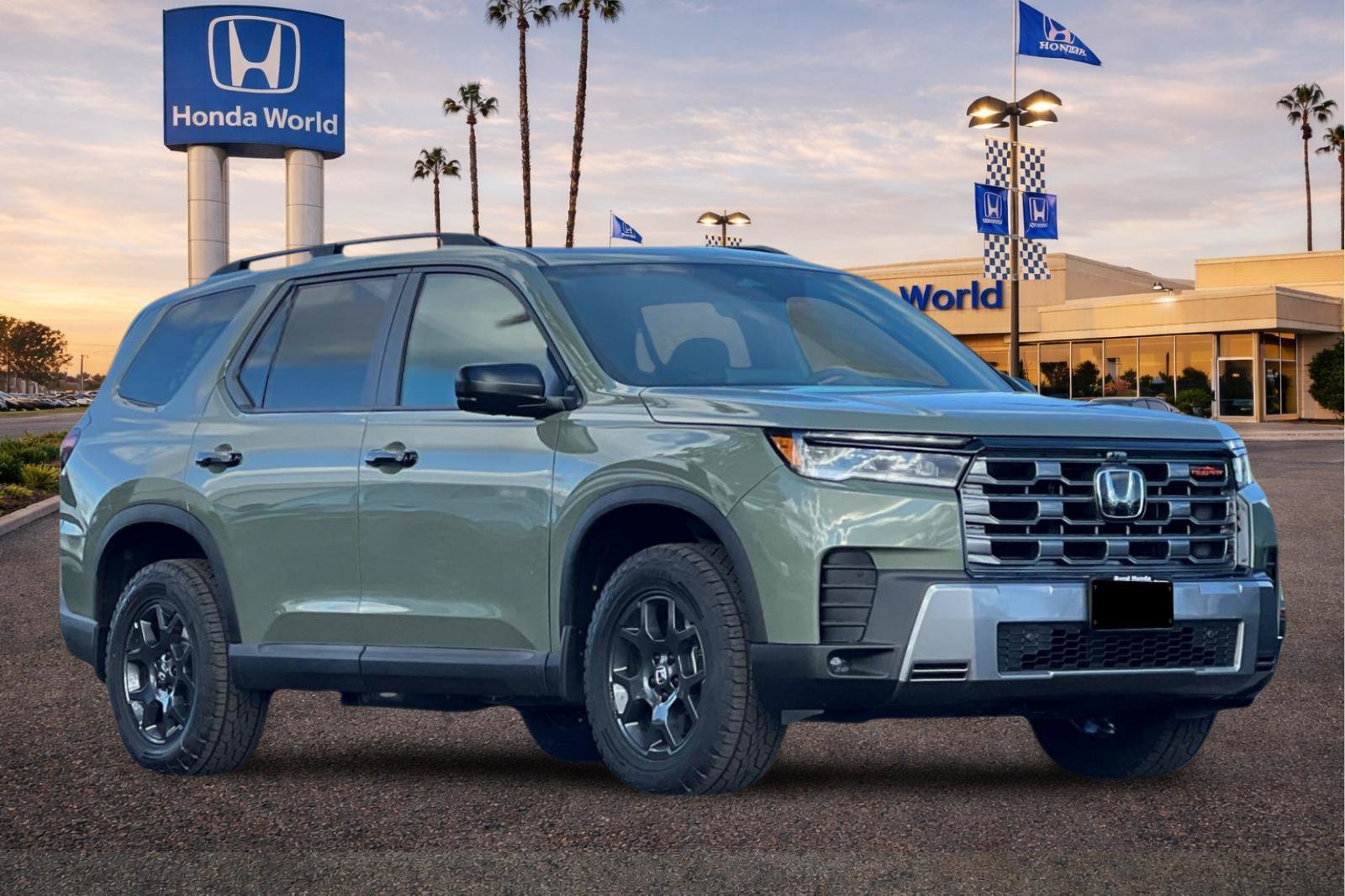 New 2026 Honda Pilot TrailSport image 2