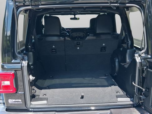 Used 2021 Jeep Wrangler Unlimited Rubicon AWD/4WD image 24