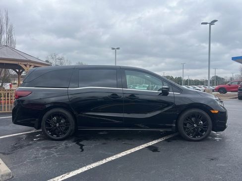 Certified 2026 Honda Odyssey Sport-L image 5