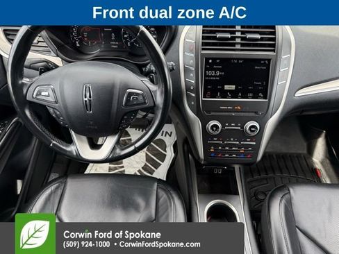 Used 2017 Lincoln MKC Reserve w/ Canadian Touring Package AWD/4WD image 3