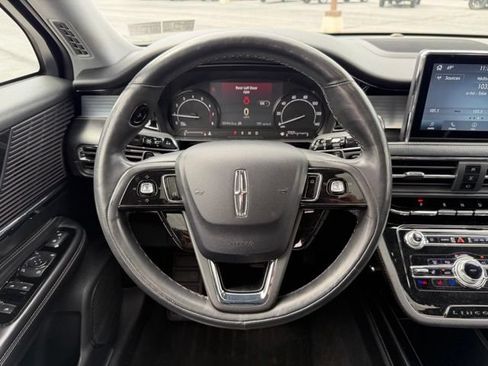 Used 2022 Lincoln Corsair AWD w/ Premium Package image 15