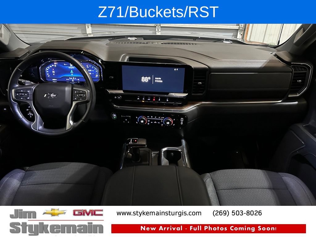 Used 2024 Chevrolet Silverado 1500 RST w/ Z71 Off-Road Package AWD/4WD image 36