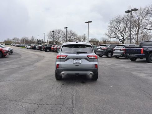 Used 2022 Ford Escape Titanium w/ Class II Trailer Tow Package image 6