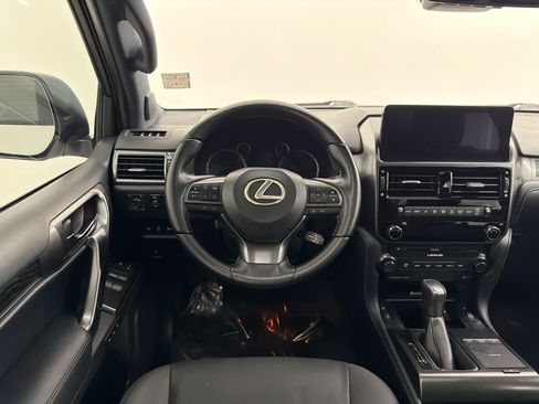 Certified 2022 Lexus GX 460 w/ Black Line Special Edition AWD/4WD image 31