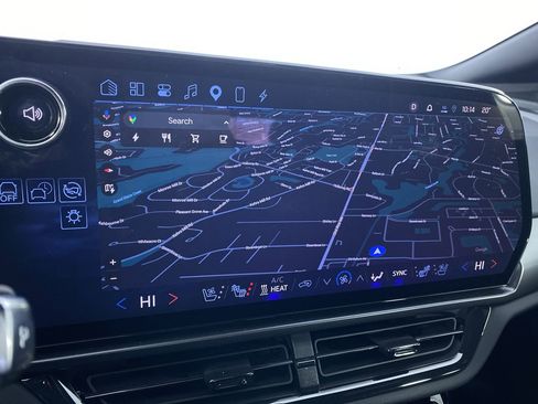 Certified 2024 Chevrolet Equinox EV RS image 6