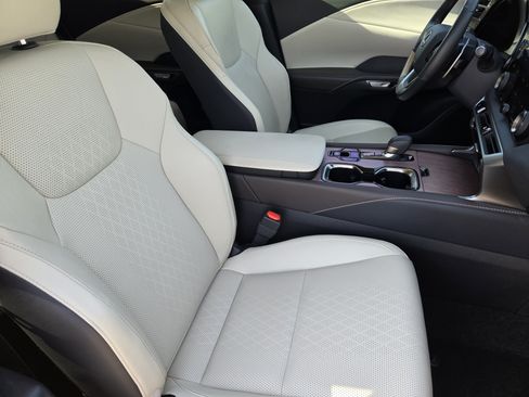 Used 2023 Lexus RX 350 Premium Plus w/ Accessory Package (Z1) FWD image 20