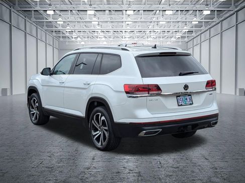 Used 2023 Volkswagen Atlas SEL AWD/4WD image 3