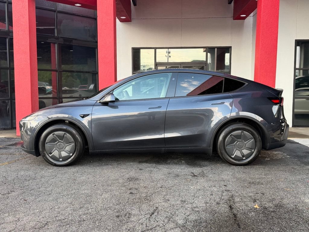 Used 2026 Tesla Model Y AWD image 5