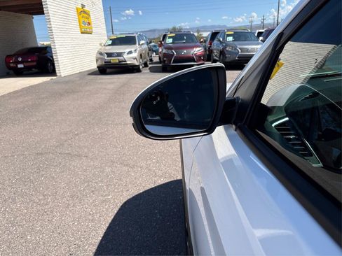 Used 2018 Hyundai Tucson Limited w/ Ultimate Package 02 FWD image 34