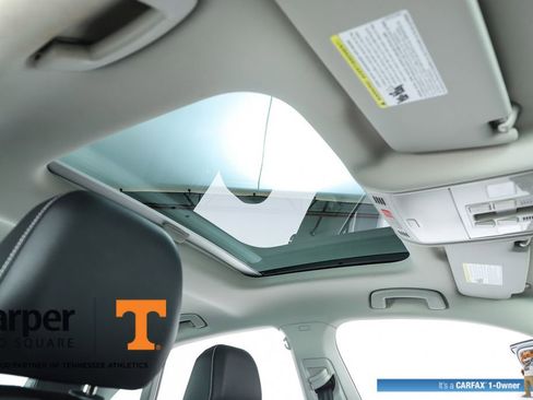 Used 2025 Volkswagen Jetta SE w/ Sunroof Package FWD image 71