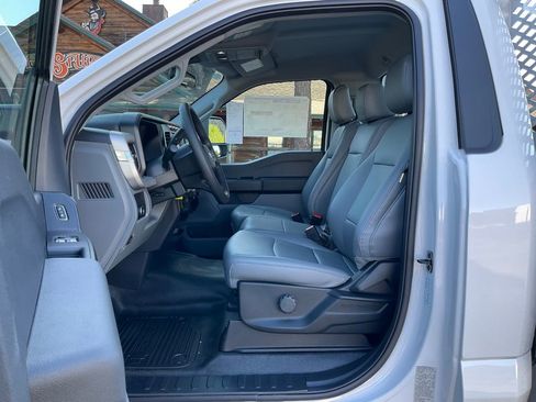 Used 2024 Ford F450 XL w/ XL Chrome Package image 39