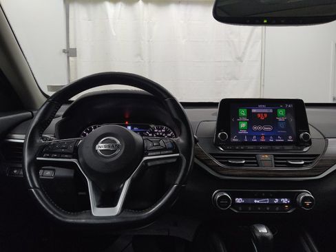 Used 2019 Nissan Altima 2.5 SL FWD image 22