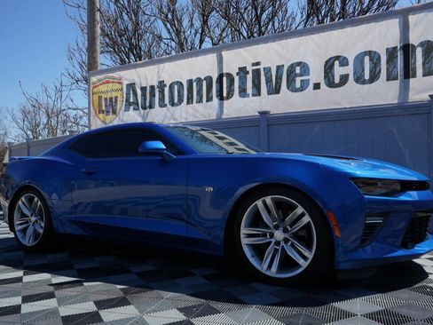 Used 2017 Chevrolet Camaro SS image 3