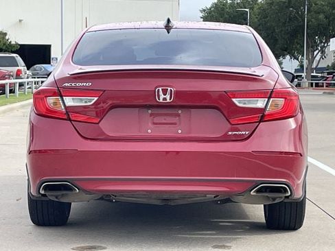 Used 2022 Honda Accord Sport image 5