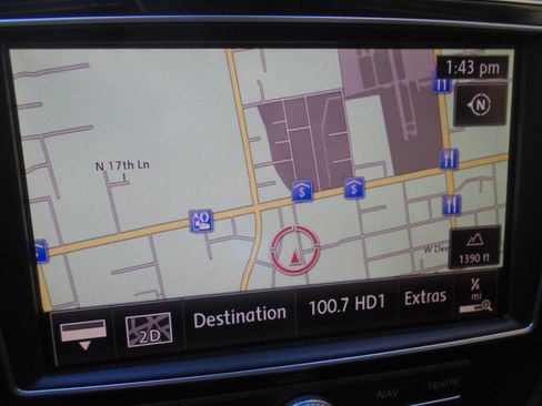 Used 2016 Volkswagen Touareg TDI image 45