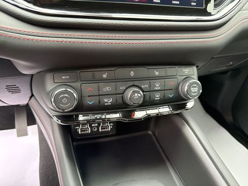Used 2026 Dodge Durango GT AWD/4WD image 26