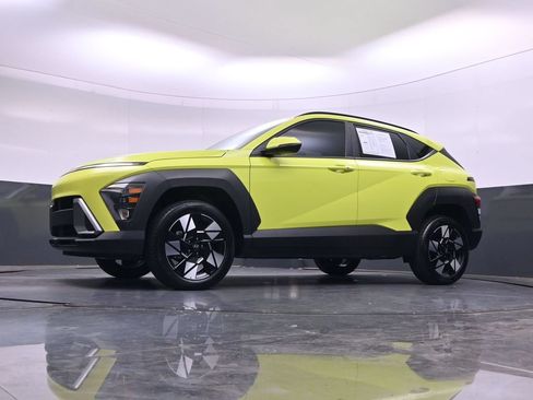 Used 2025 Hyundai Kona SEL AWD/4WD image 48