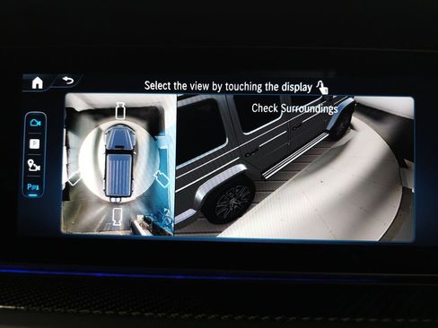 Used 2025 Mercedes-Benz G 550 image 24