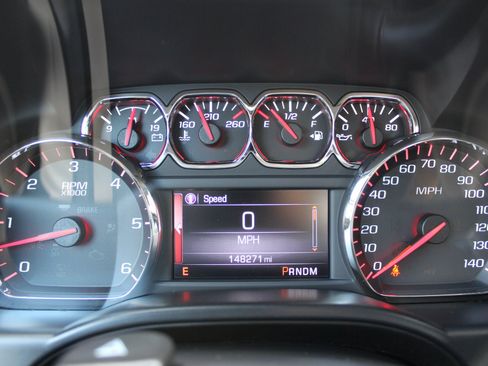 Used 2014 GMC Sierra 1500 SLT w/ Suspension Package, Off-Road AWD/4WD image 21