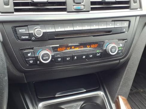 Used 2015 BMW 328i xDrive Sedan AWD/4WD image 24
