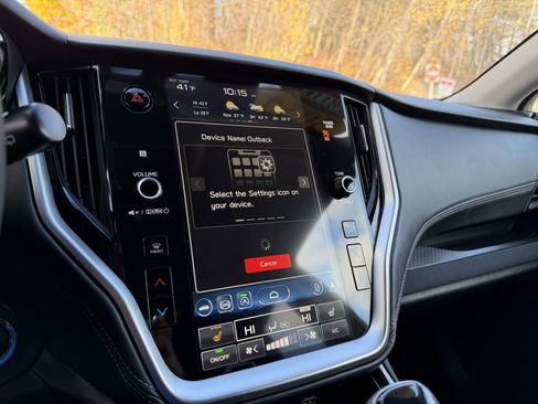 Used 2024 Subaru Outback Premium image 8