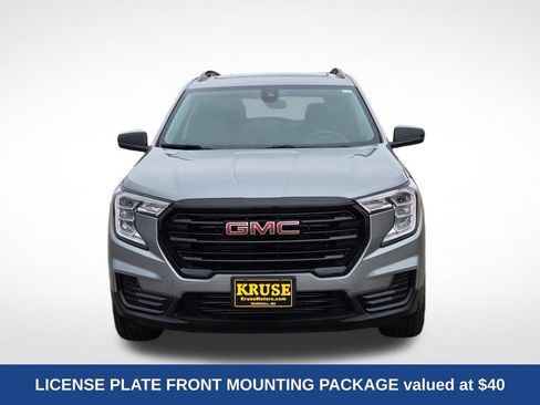 Used 2023 GMC Terrain SLE w/ Driver Convenience Package AWD/4WD image 11