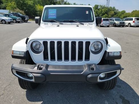 Used 2020 Jeep Gladiator Sport image 9
