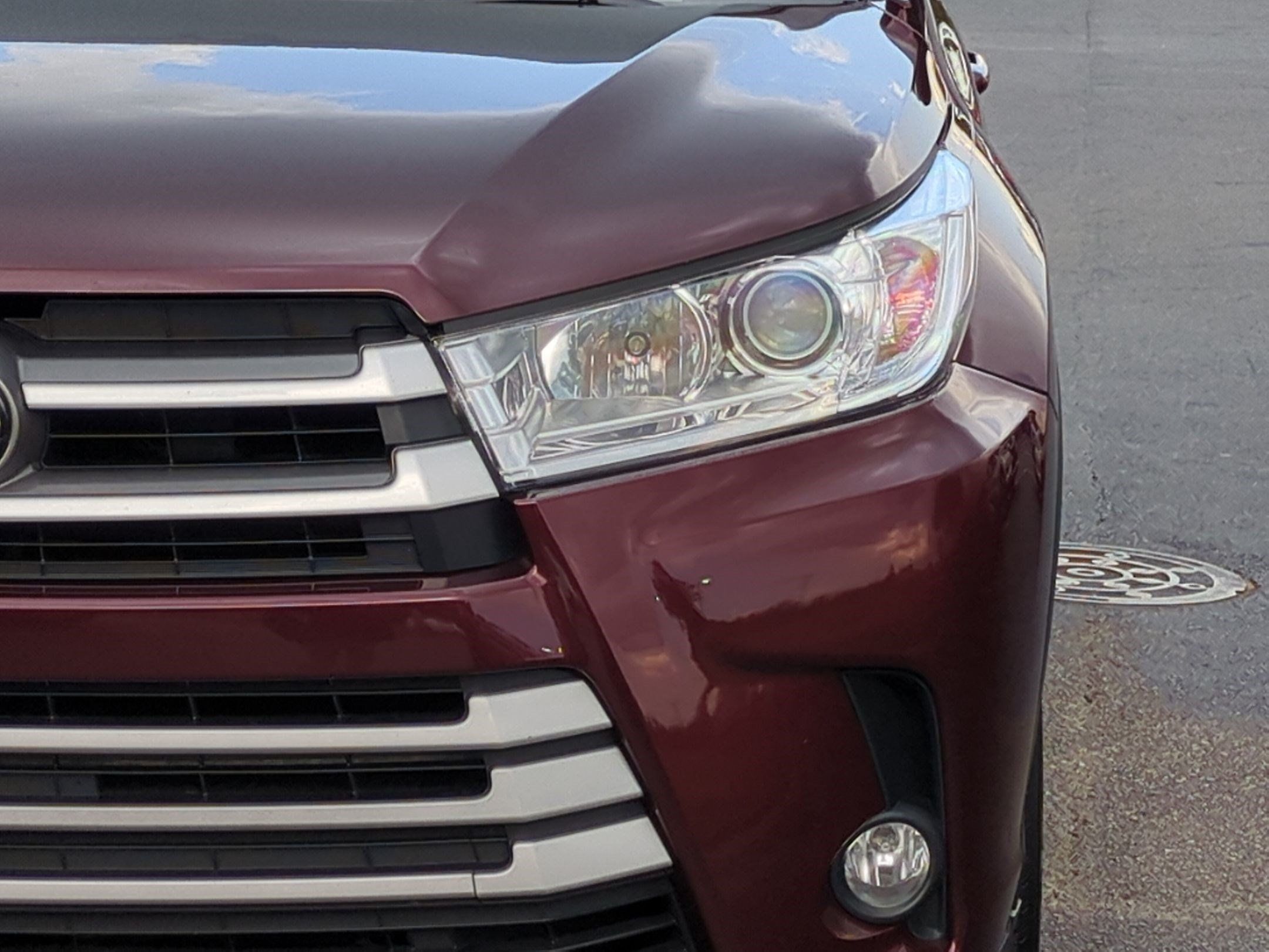 Used 2017 Toyota Highlander Plus AWD/4WD image 6